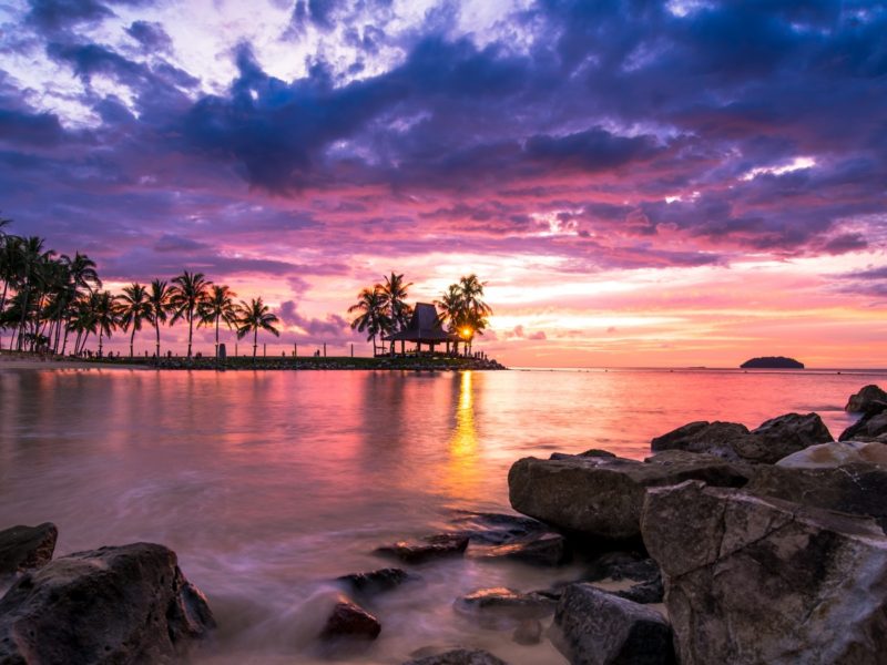 Beach Resort Sunset 1600×900