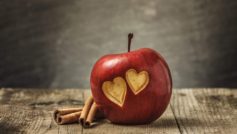 Sweet Hearts Apple