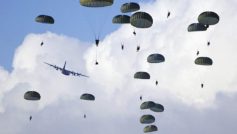 Paratroopers 3 596573