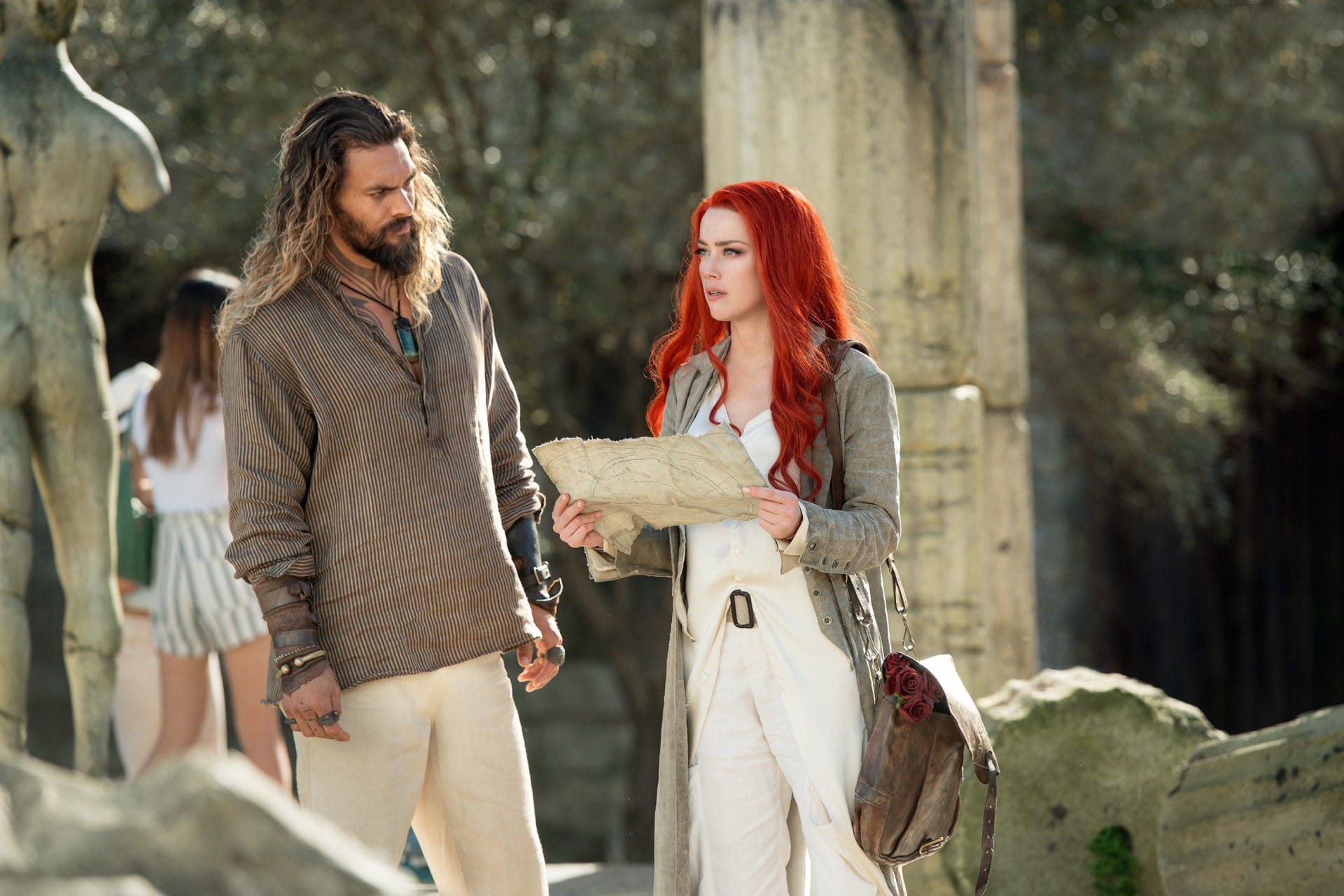 Jason Momoa And Amber Heard In Aquaman High Definition Wallpaper